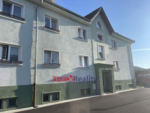 Pronájem bytu 2+1, Klášterec nad Ohří - Miřetice u Klášterce nad Ohří, Boženy Němcové, 69 m2