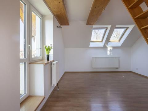Prodej bytu 2+kk, Poděbrady - Poděbrady II, Dr. Beneše, 61 m2