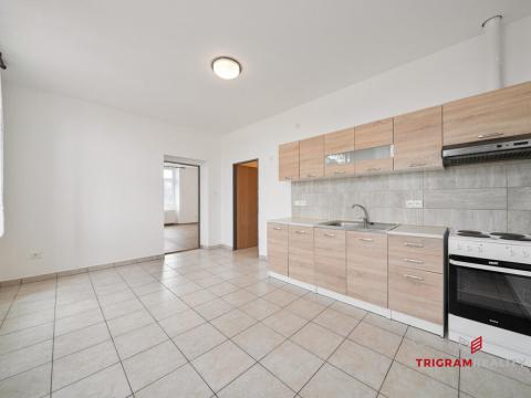 Pronájem kanceláře, Sadová, 43 m2