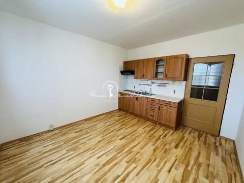 Pronájem bytu 2+kk, České Budějovice, Staroměstská, 45 m2