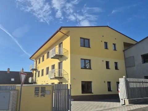 Pronájem bytu 4+kk, Stochov, Osvobození, 90 m2