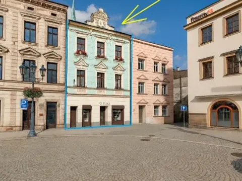 Prodej činžovního domu, Frýdek-Místek, Zámecké nám., 716 m2