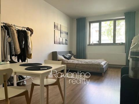 Pronájem bytu 1+kk, Brno, Nováčkova, 30 m2