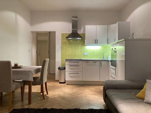 Pronájem bytu 2+kk, Praha - Žižkov, Čajkovského, 43 m2