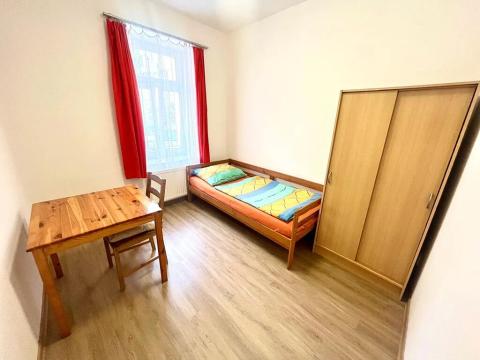 Pronájem bytu 1+kk, Praha - Košíře, Holečkova, 20 m2
