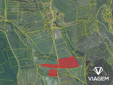 Prodej podílu pole, Staré Hrady, 3746 m2