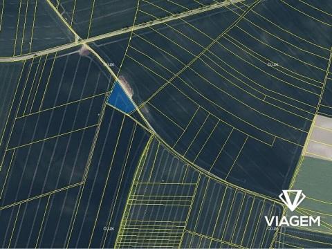 Prodej podílu pole, Roudnice nad Labem, 1424 m2