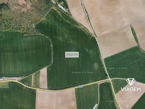 Prodej podílu pole, Mcely, 1008 m2