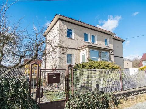 Pronájem rodinného domu, Úvaly, Bratří Čapků, 175 m2