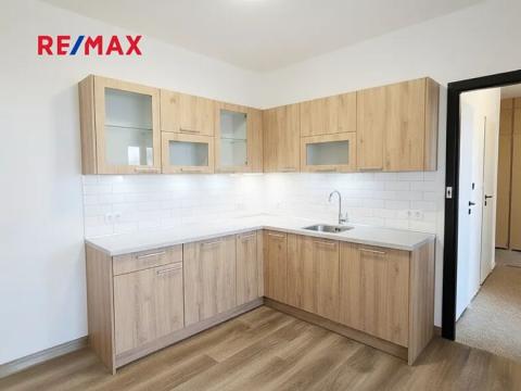 Prodej bytu 2+kk, Havířov, Střední, 51 m2