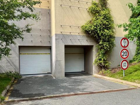 Prodej garážového stání, Praha - Hostivař, Rižská, 12 m2