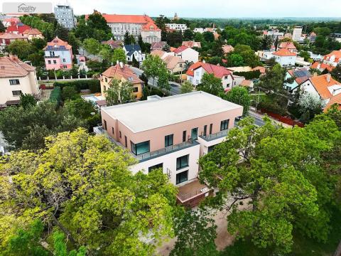 Prodej činžovního domu, Brandýs nad Labem-Stará Boleslav - Brandýs nad Labem, Královická, 850 m2