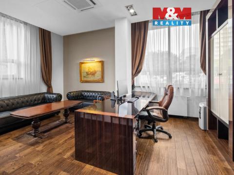 Pronájem kanceláře, Kladno - Kročehlavy, Polská, 180 m2