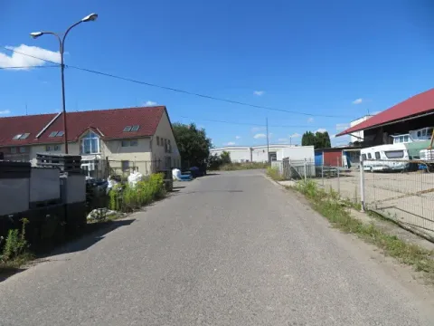 Dražba komerčního pozemku, Hradec Králové, 645 m2