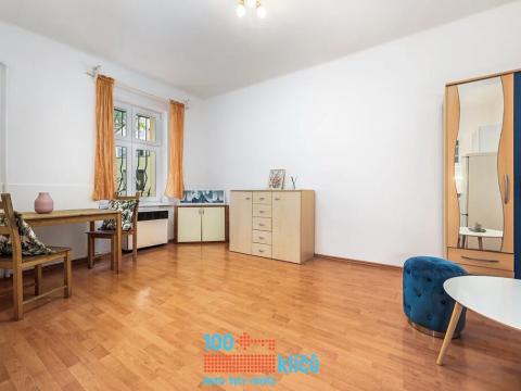 Pronájem bytu 1+kk, Praha - Holešovice, U Uranie, 26 m2