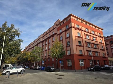 Pronájem bytu 3+kk, Praha - Holešovice, Na Maninách, 70 m2