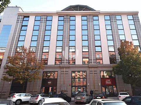 Pronájem kanceláře, Praha - Karlín, Thámova, 252 m2