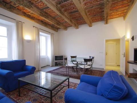 Pronájem bytu 3+1, Praha - Malá Strana, Hroznová, 73 m2