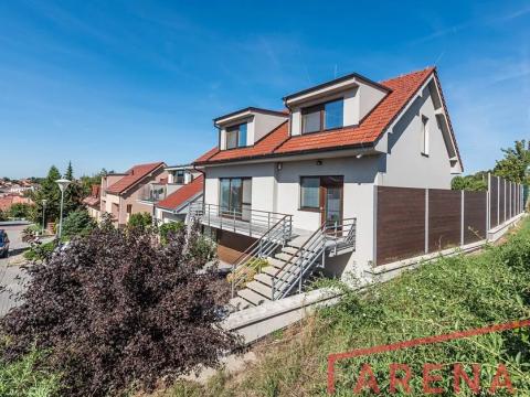 Prodej rodinného domu, Šlapanice, Za Humny, 250 m2