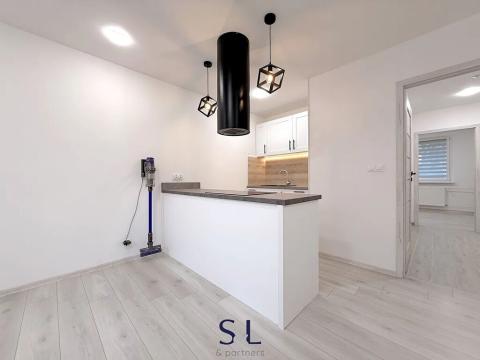 Pronájem bytu 2+kk, Česká Lípa, Bohuslava Martinů, 42 m2