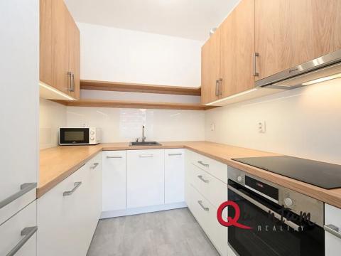 Pronájem bytu 2+kk, Praha, Remízková, 53 m2