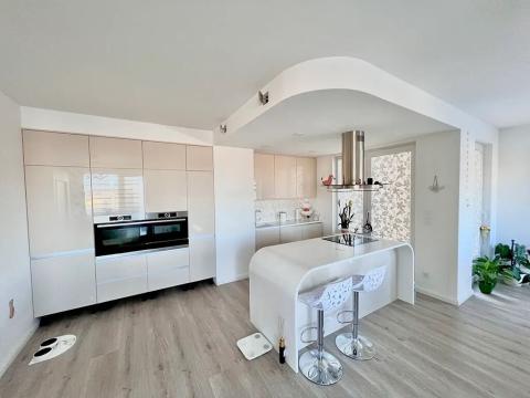 Pronájem bytu 4+kk, Praha - Strašnice, Zvěřinova, 109 m2