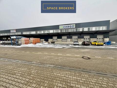 Pronájem skladu, Hradec Králové, 2880 m2