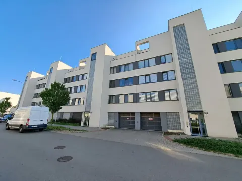 Pronájem bytu 1+kk, Brno, Nad Přehradou, 24 m2