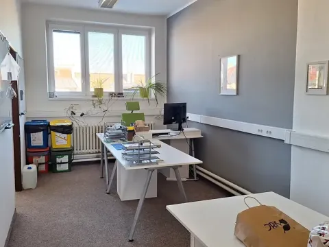 Pronájem kanceláře, Praha - Nové Město, Bolzanova, 36 m2
