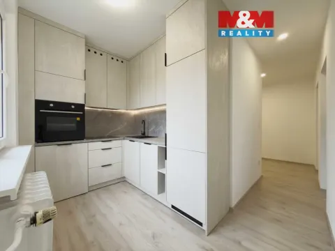 Prodej bytu 2+1, Karviná - Ráj, Božkova, 60 m2