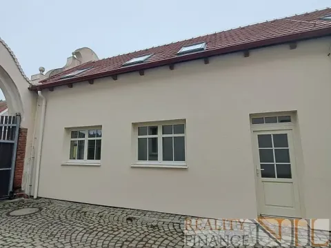 Pronájem bytu 2+kk, Plzeň, Prvomájová, 47 m2