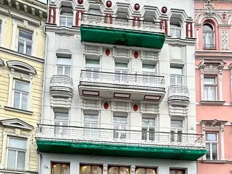 Prodej bytu 4+1, Karlovy Vary, Vřídelní, 160 m2