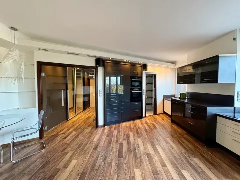 Prodej bytu 2+kk, Plzeň, Koterovská, 53 m2