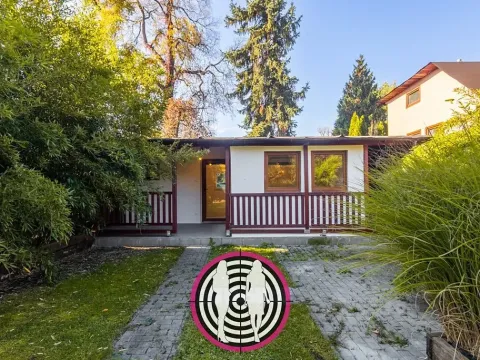 Prodej chaty, Praha, Menclova, 25 m2