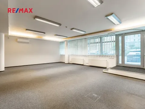 Pronájem kanceláře, Praha - Smíchov, Kováků, 103 m2