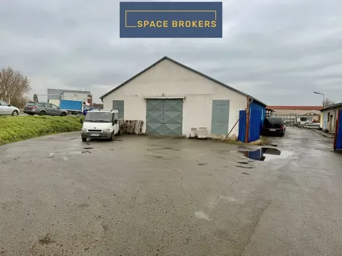 Pronájem skladu, Pardubice, 162 m2