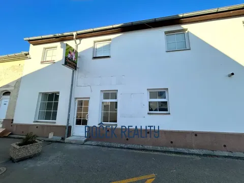 Pronájem obchodního prostoru, Hořovice, Masarykova, 73 m2