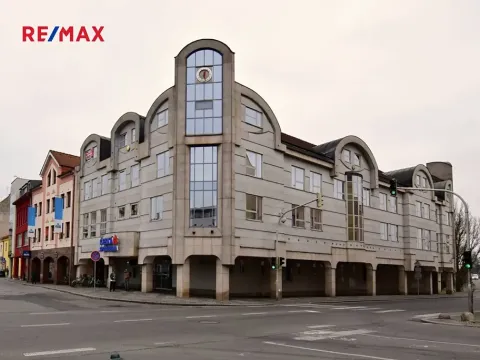 Pronájem kanceláře, Nymburk, Náměstí Přemyslovců, 29 m2