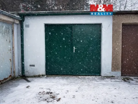 Pronájem garáže, Pardubice, 43 m2