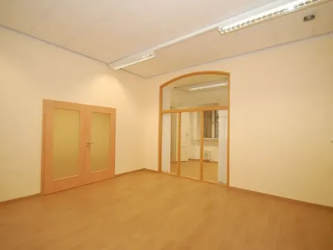 Pronájem kanceláře, Praha - Nové Město, Růžová, 134 m2