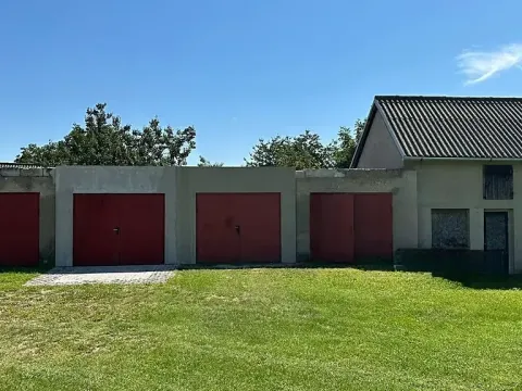 Prodej garáže, Dešov, 41 m2
