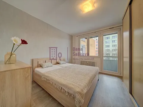 Pronájem bytu 3+1, Jindřichův Hradec, sídliště Vajgar, 64 m2