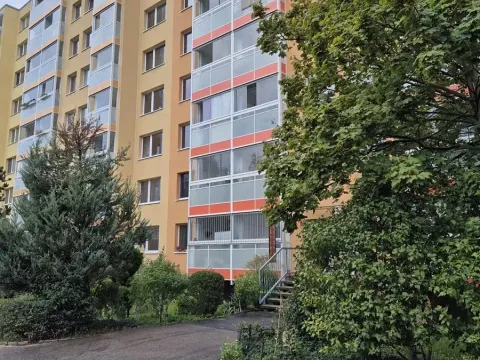 Prodej bytu 3+1, Praha - Černý Most, Bryksova, 78 m2