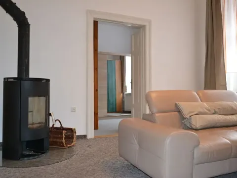 Pronájem bytu 2+1, Karlovy Vary, Nebozízek, 61 m2