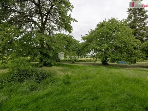 Prodej zahrady, Řepín, 1647 m2