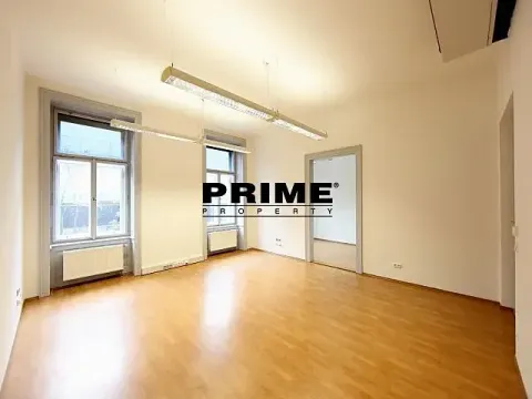 Pronájem kanceláře, Praha - Smíchov, Štefánikova, 70 m2
