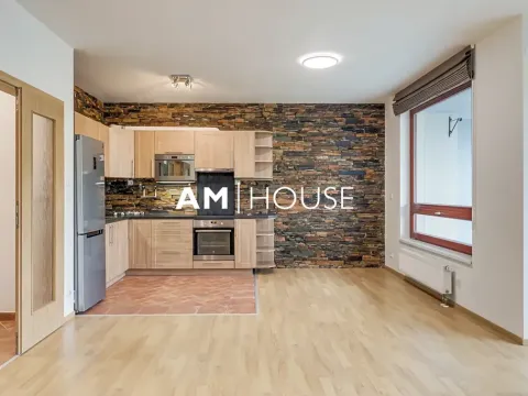 Pronájem bytu 3+kk, Praha - Vysočany, Ocelářská, 81 m2