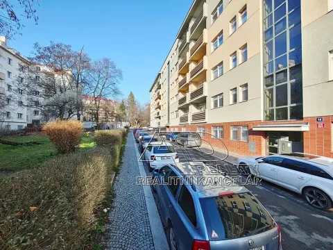 Prodej bytu 2+kk, Praha - Vršovice, Kišiněvská, 48 m2