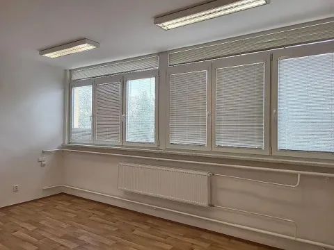 Pronájem kanceláře, Brno, Okružní, 24 m2