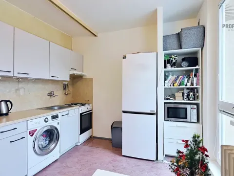 Pronájem bytu 1+1, Brno, ulice Čoupkových, 36 m2